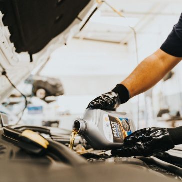 Oil Changes: The Small Habit That Saves You From Big Repair Bills